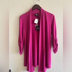 NWT Bobeau Fushia Sweater Size:Medium
